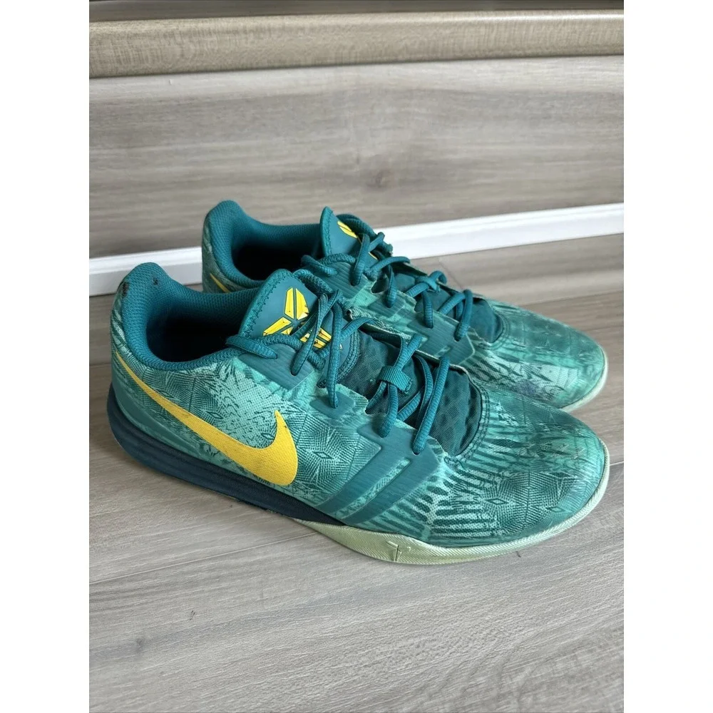 Nike KB Mentality 